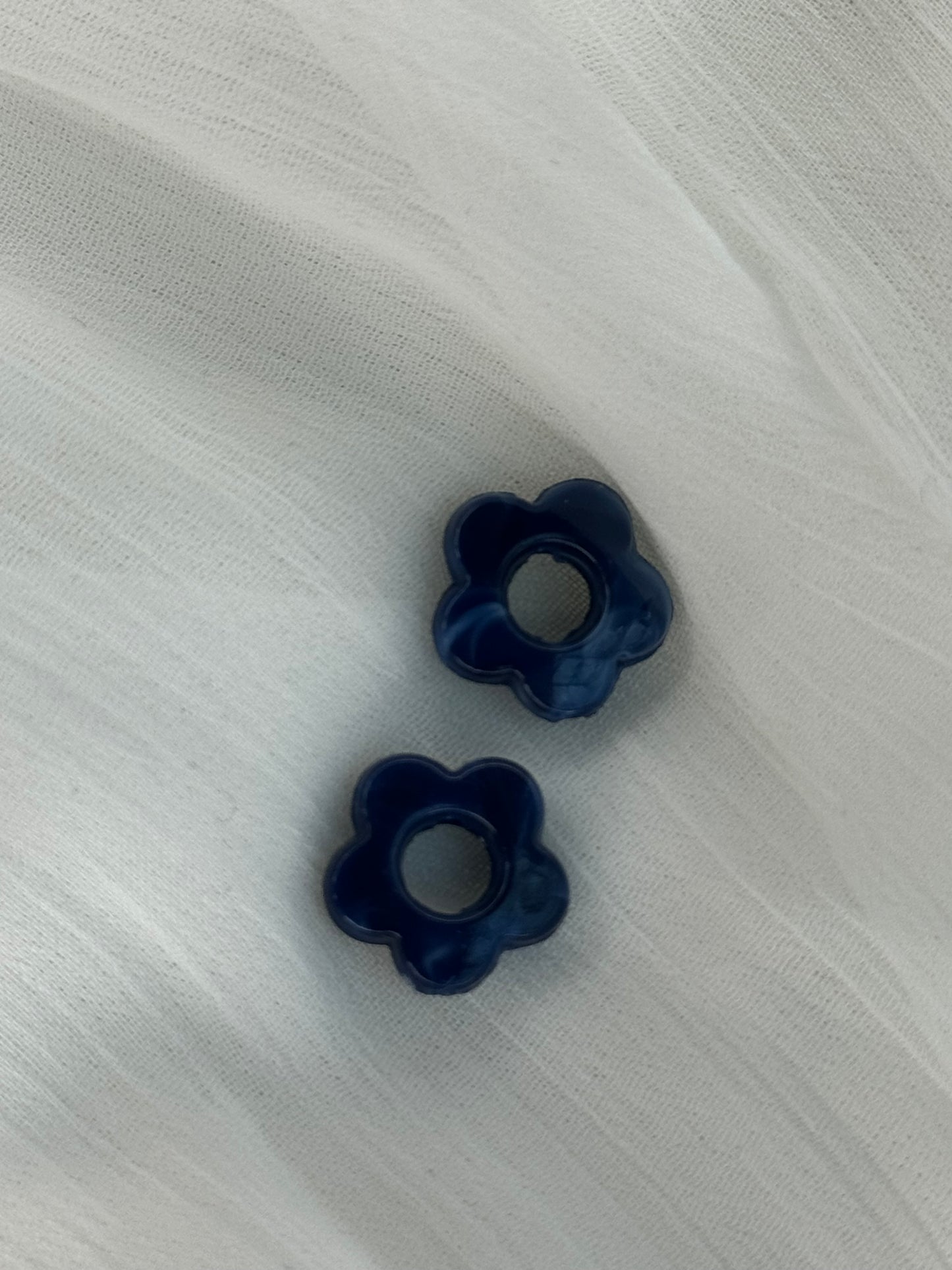 Fleurs bleu marine (mini)