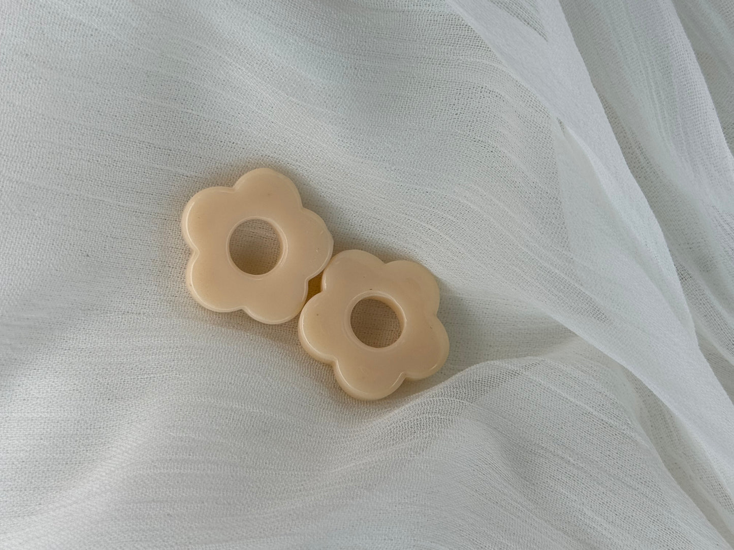 Fleurs beige (moyennes)