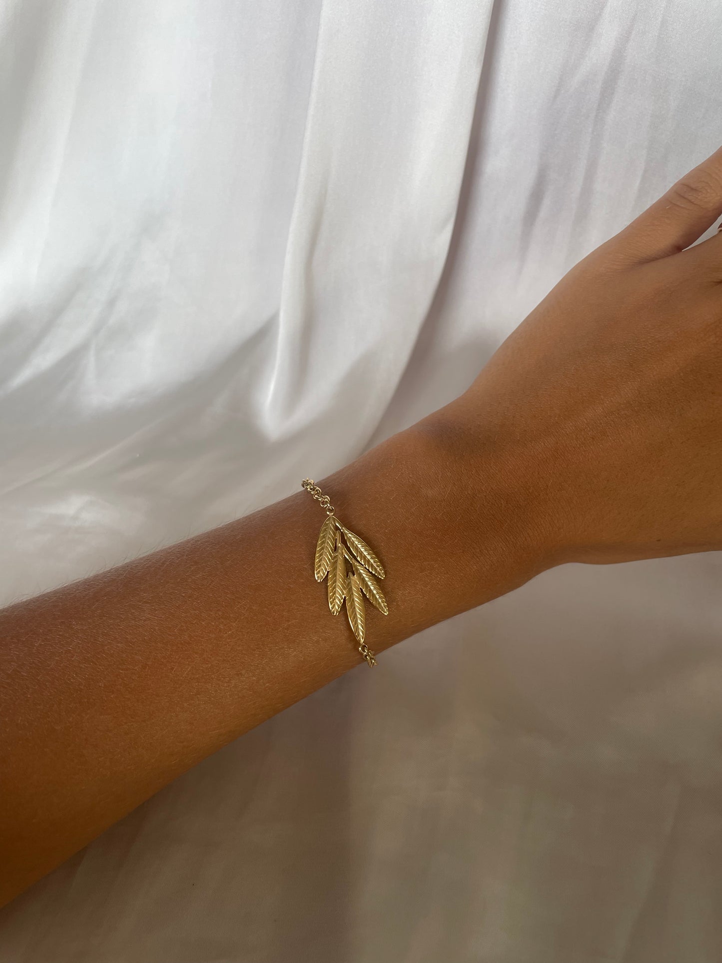 Leaf bracelet