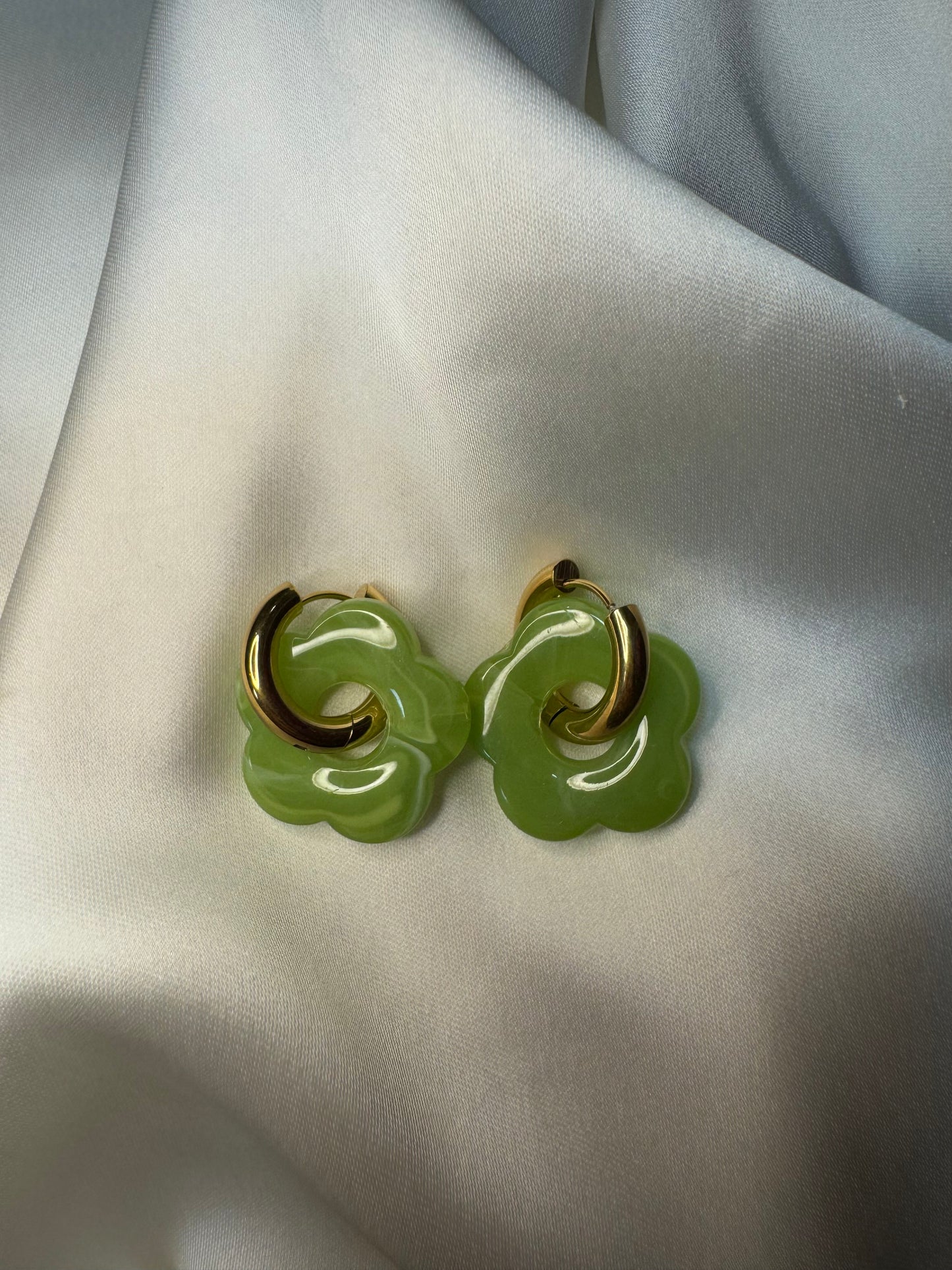 Boucles d’oreilles fleurs vertes