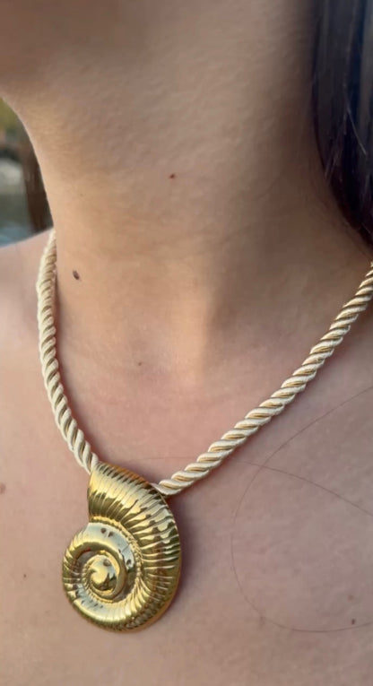 Collier Mila